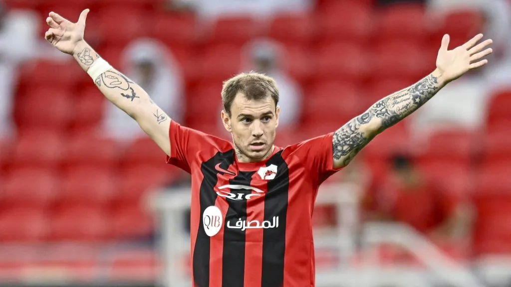 Róger Guedes é visto como substituto ideal de Gabigol – Foto: IMAGO / NurPhoto