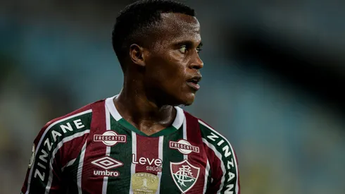 Dirigente do Cruzeiro comenta interesse em Arias, do Fluminense