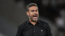 Técnico do Botafogo, Artur Jorge faz críticas ao calendário