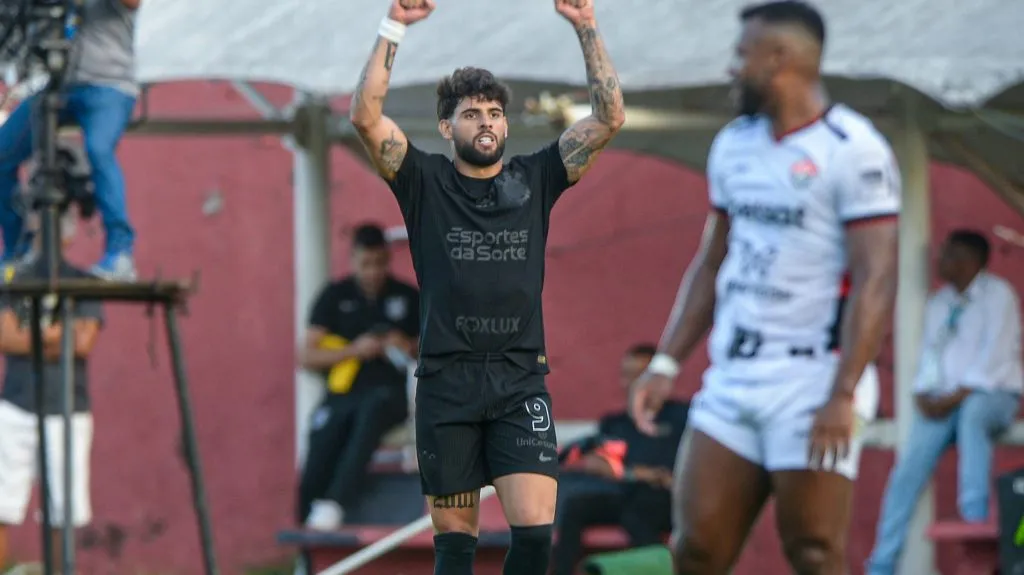 Yuri Alberto comemorando. Foto: Jhony Pinho/AGIF