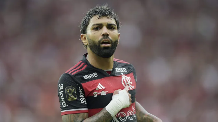 Gabigol comemorando um dos gols da partida. Foto: Alexandre Loureiro/AGIF