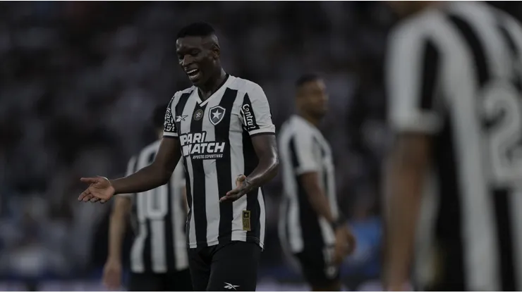 Luiz Henrique em jogo do Botafogo