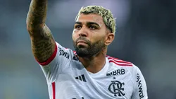Gabigol comemorando gol em partida entre Flamengo e Vasco, pelo Campeonato Brasileiro, no Maracanã.