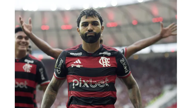 Gabigol e Hulk em busca do título da Copa do Brasil