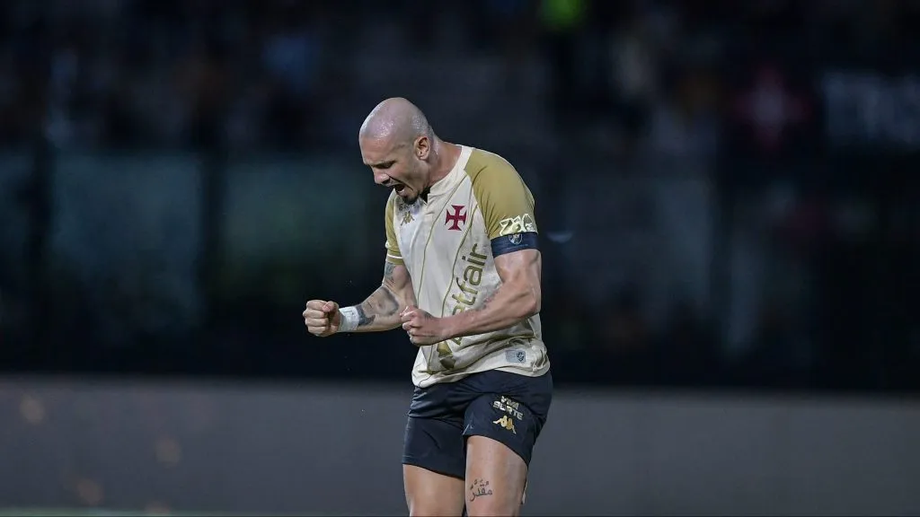 Maicon jogador do Vasco