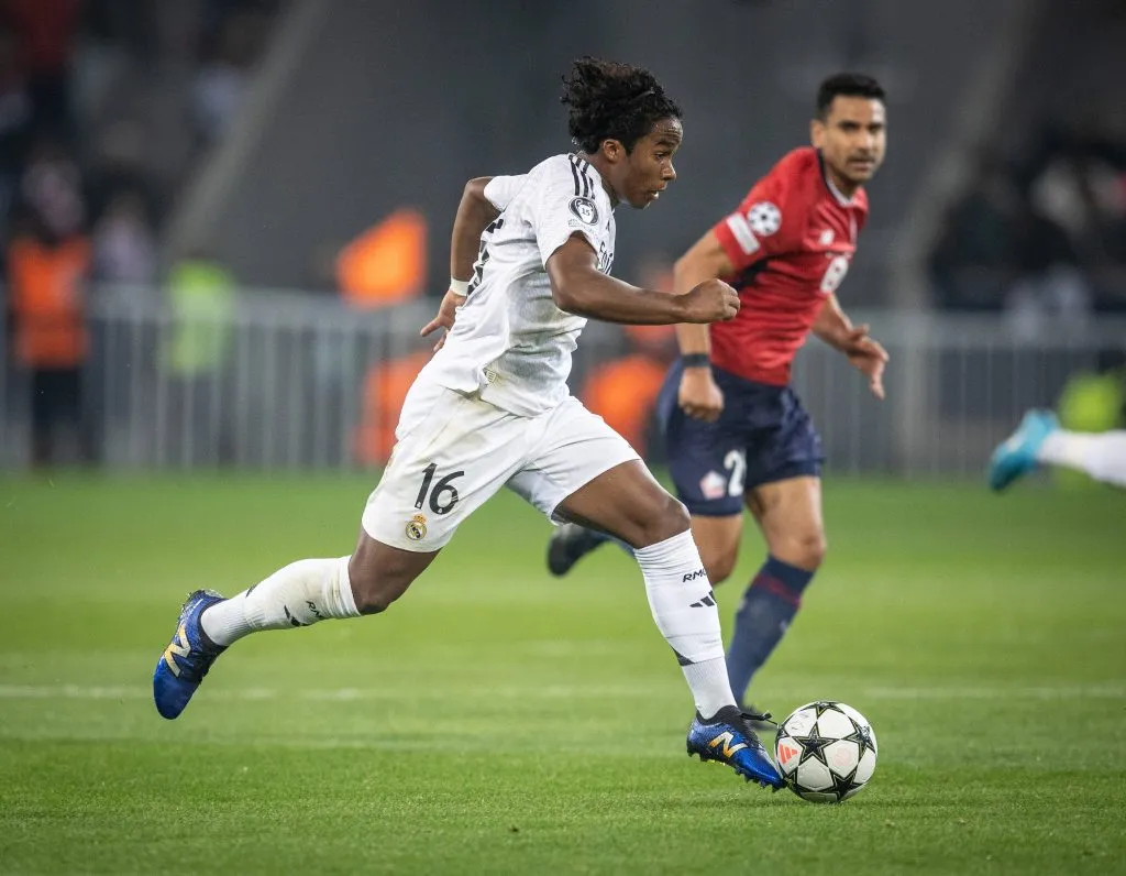 Endrick, hoje no Real Madrid, é patrocinado pela New Balance – Foto: IMAGO