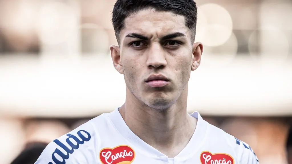 Jair - Foto: Raul Baretta/Santos FC.