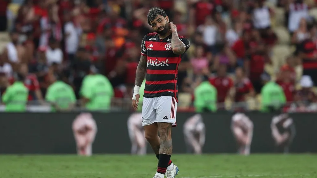 Gabigol vem se dedicando nos bastidores – Foto: Wagner Meier/Getty Images