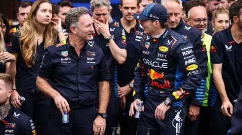 Horner e Verstappen comemorando a vitória no GP de São Paulo