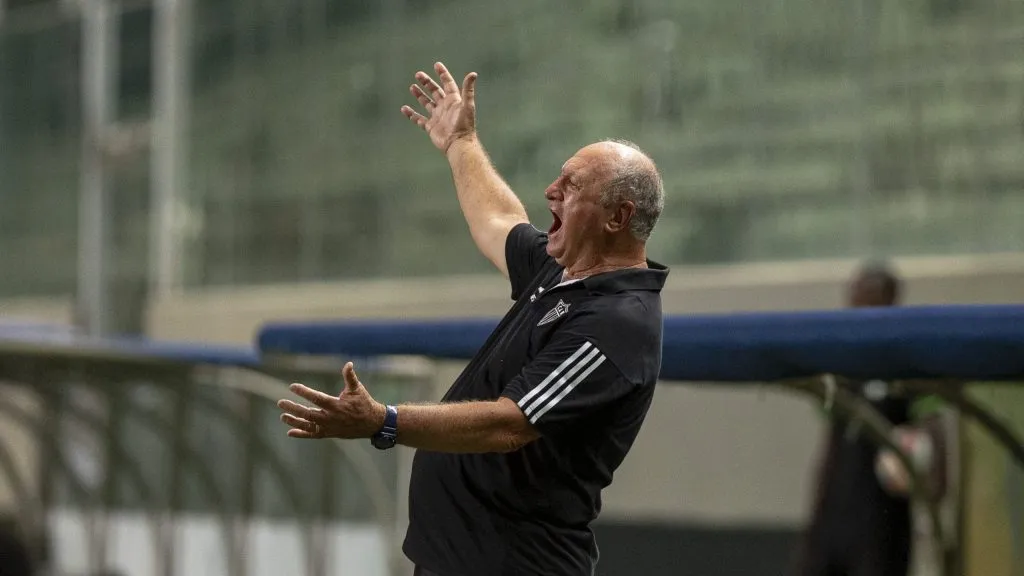 Scolari pode treinar o Boca em 2025 – Foto: Alessandra Torres/AGIF