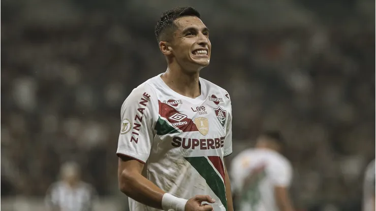 Kevin Serna tem perdido espaço no Fluminense e virou alvo de times do México - FOTO DE MARCELO GONÇALVES / FLUMINENSE FC