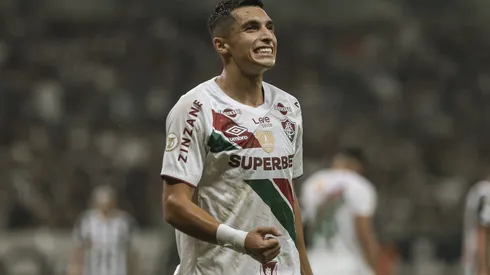 Kevin Serna em ação pelo Fluminense - FOTO DE MARCELO GONÇALVES / FLUMINENSE FC