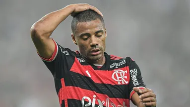Contratação de De La Cruz trouxe prejuízos financeiros ao Flamengo - Foto: Thiago Ribeiro/AGIF.