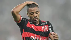 Flamengo teve prejuízos financeiros na compra de De La Cruz.