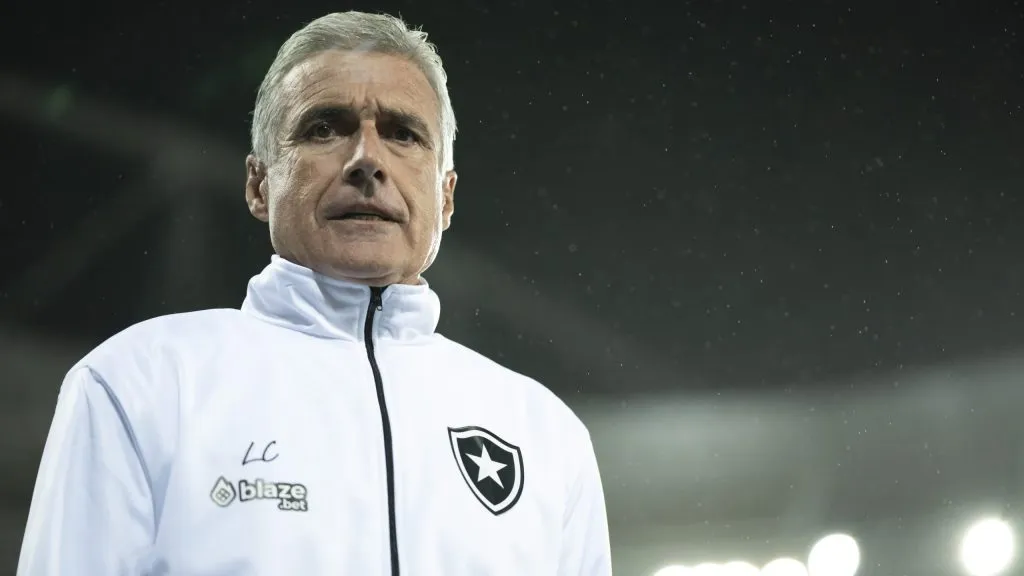 Passagem de Luís Castro pelo Brasil foi um sucesso - Foto: Jorge Rodrigues/AGIF.