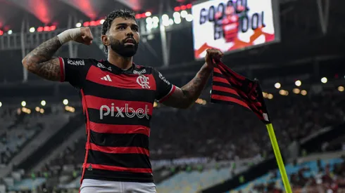 Gabigol jogador do Flamengo comemora gol anulado pelo VAR. Foto: Thiago Ribeiro/AGIF