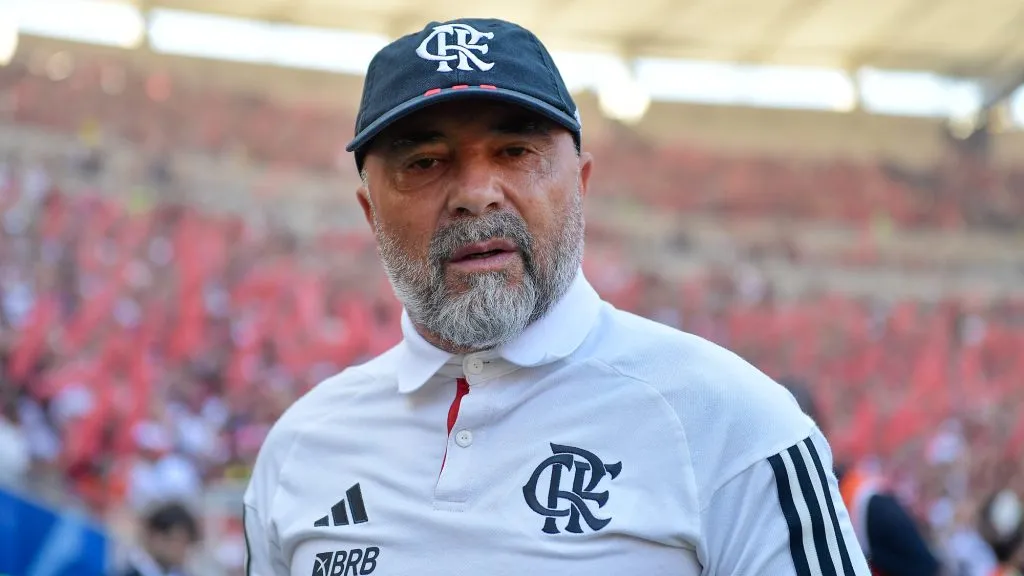 Último trabalho de Sampaoli foi pelo Flamengo - Foto: Thiago Ribeiro/AGIF.