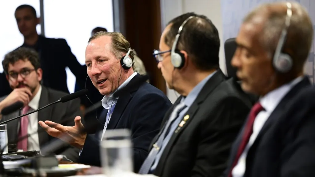 Textor ainda tem mais coisas a serem resolvidas - Foto: Mateus Bonomi/AGIF.