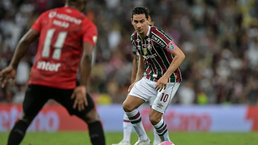 Ganso em ação pelo Flu – Foto: Thiago Ribeiro/AGIF