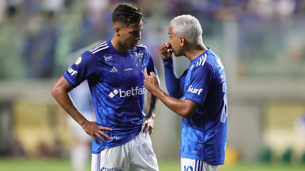 Clima esquentou nos bastidores – Foto: Gilson Lobo/AGIF