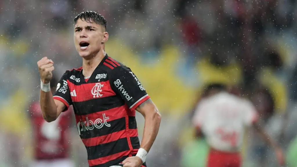 Luiaz Araújo tem retorno esperado por Filipe Luís na Copa do Brasil – Foto: Thiago Ribeiro/AGIF