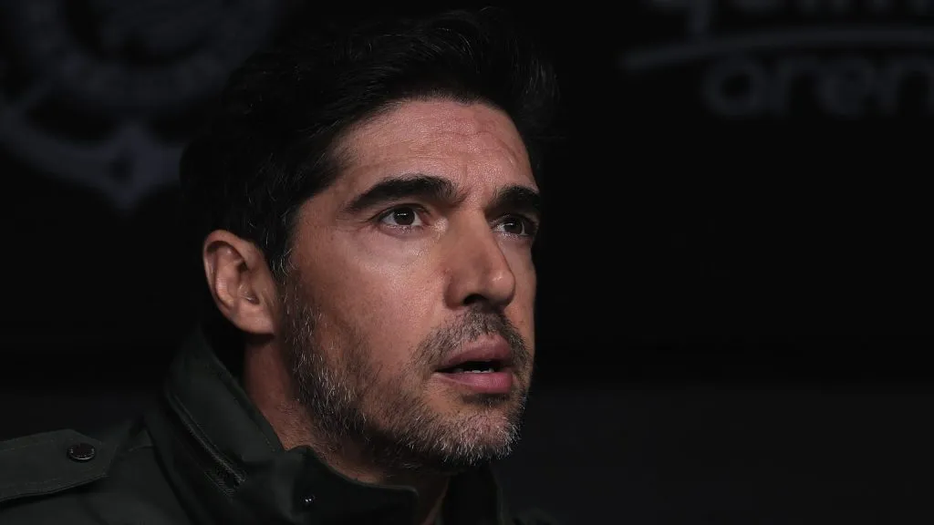 Neto saiu em defesa de Abel Ferreira - Foto: Ettore Chiereguini/AGIF.