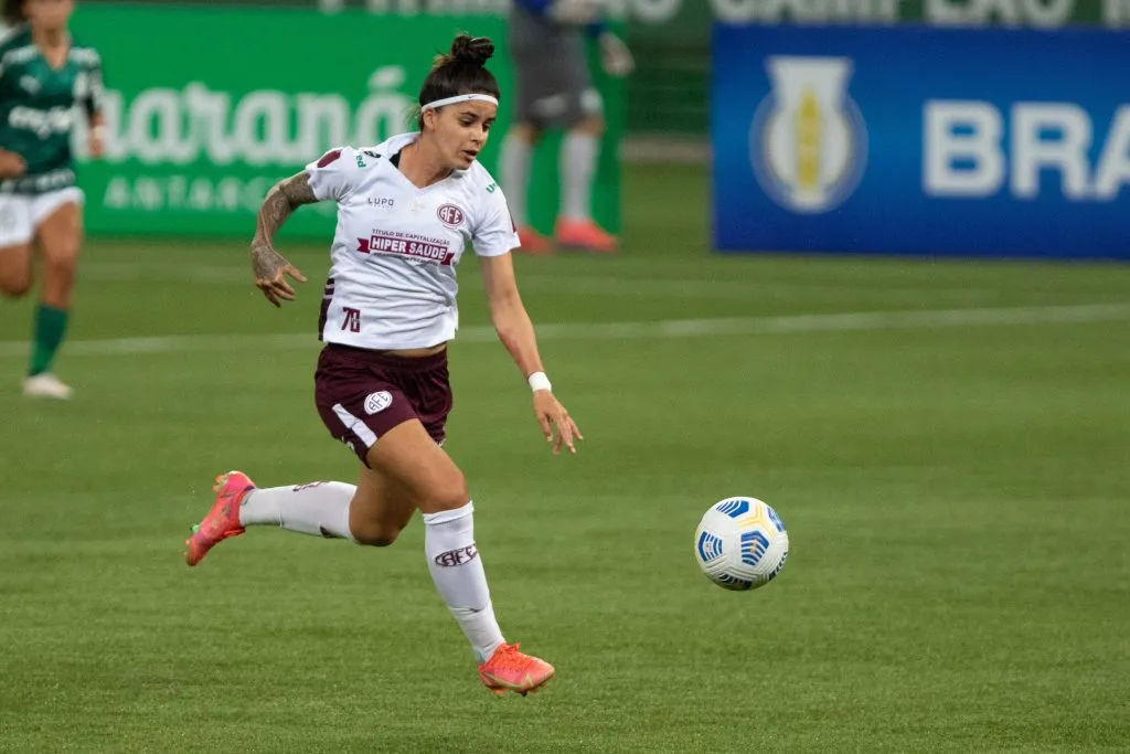 Sochor jogadora do Ferroviaria durante partida contra o Palmeiras no estadio Arena Allianz Parque pelo campeonato Brasileiro A1 Feminino 2021. Foto: Rebeca Reis/AGIF