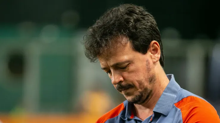 Foto: Fernando Moreno/AGIF - Diniz, técnico do Cruzeiro