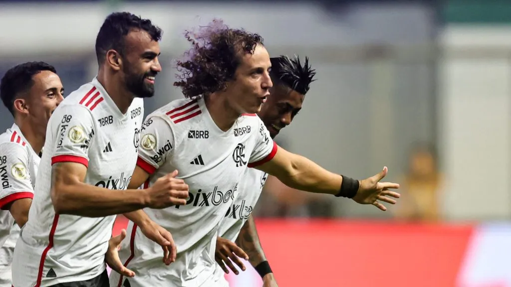 Gol de David Luiz em Cruzeiro x Flamengo pode causar demissão: “Sumir” 