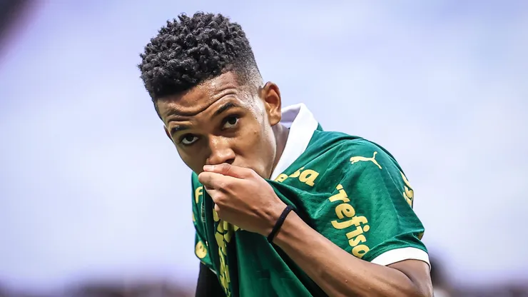Estêvão brilhou em jogo contra o Grêmio