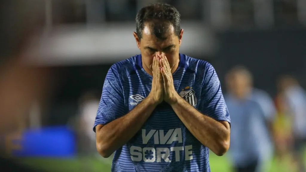 Carille pode sair do Santos - Foto: Reinaldo Campos/AGIF.