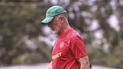 Mano busca alternativas para conquistar os três pontos mesmo sem Arias