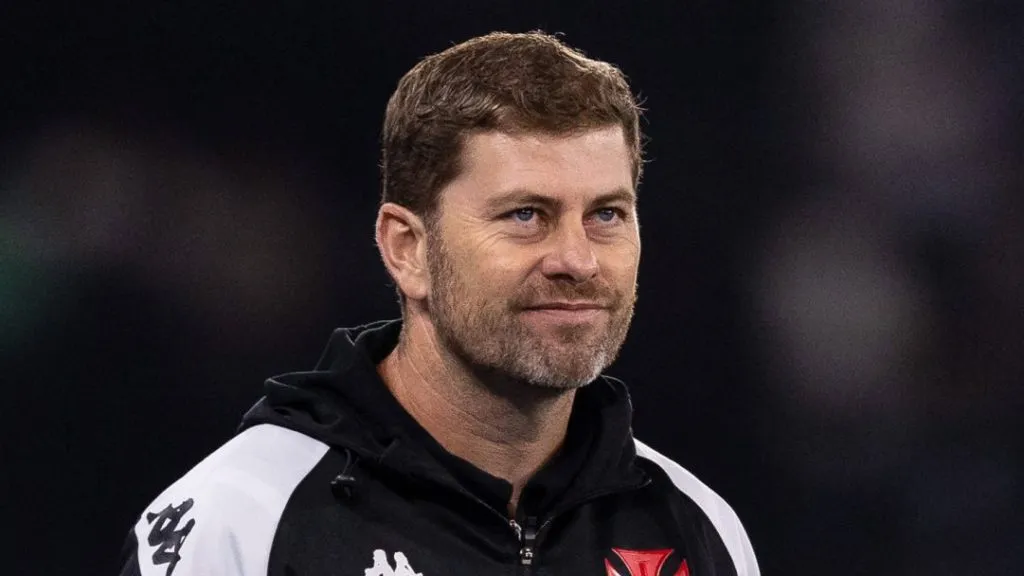 Rafael Paiva não seguirá no Vasco em 2025. Foto: IMAGO / Carneiro Images.