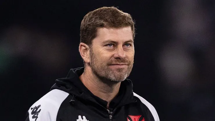 Rafael Paiva não seguirá no Vasco em 2025. Foto: IMAGO / Carneiro Images.