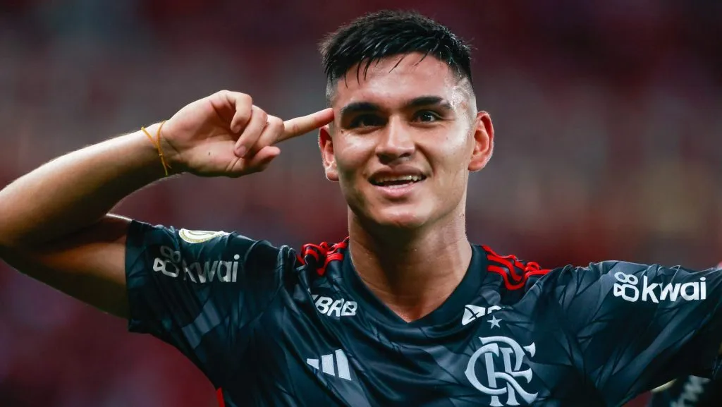 Alcaraz comemorando. Foto: Luiz Erbes/AGIF