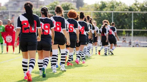 Equipe Feminina Sub-17, do Vasco da Gama em partida contra o America, no CT Almirante Heleno