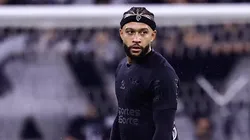 Memphis Depay passou mal antes de Corinthians x Palmeiras.