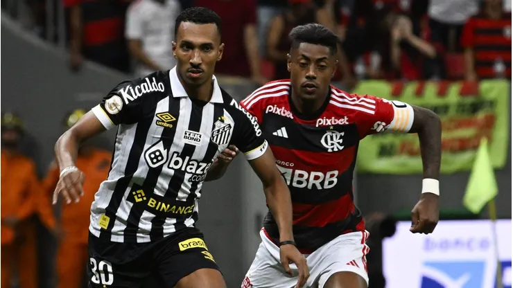 Partida entre Flamengo x Santos investigada por manipulação de resultados. Foto: Mateus Bonomi/AGIF