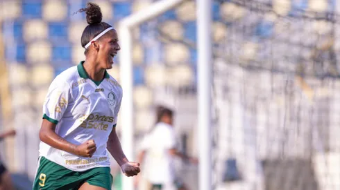 Amanda Gutierres, jogadora do Palmeiras comemora seu gol durante partida contra o Bragantino no estadio Gabriel Marques da Silva pelo campeonato Brasileiro A Feminino 2024