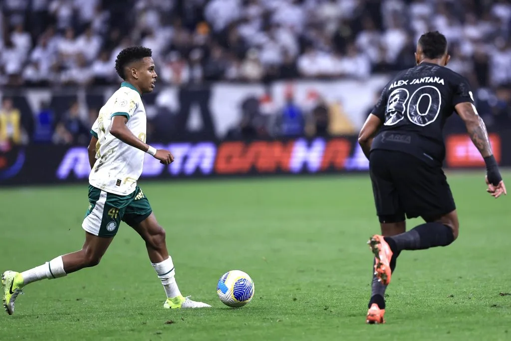 Estêvão chamou a reponsabilidade no Palmeiras no Dérbi