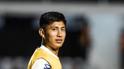 Miguelito recebe poucas chances no profissional do Peixe.