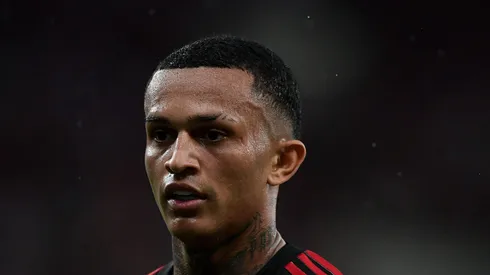 Wesley, jogador do Fla, está na mira dos italianos.