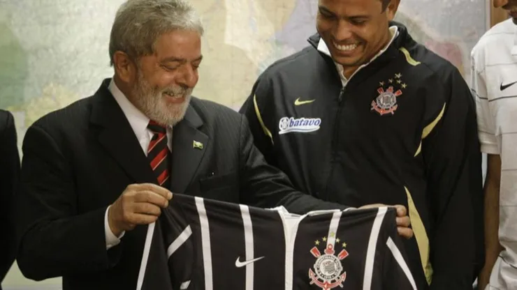 De qual time os políticos brasileiros são torcedores?