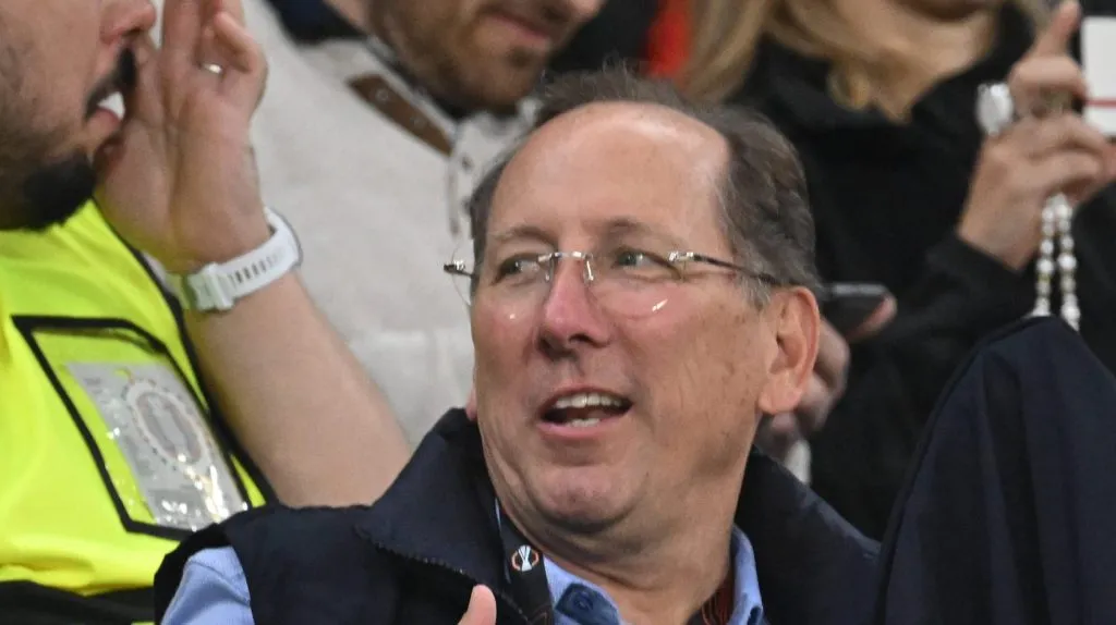 Foto: IMAGO / PanoramiC – Textor tem interesse no jogador do Clube da Vila Belmiro.