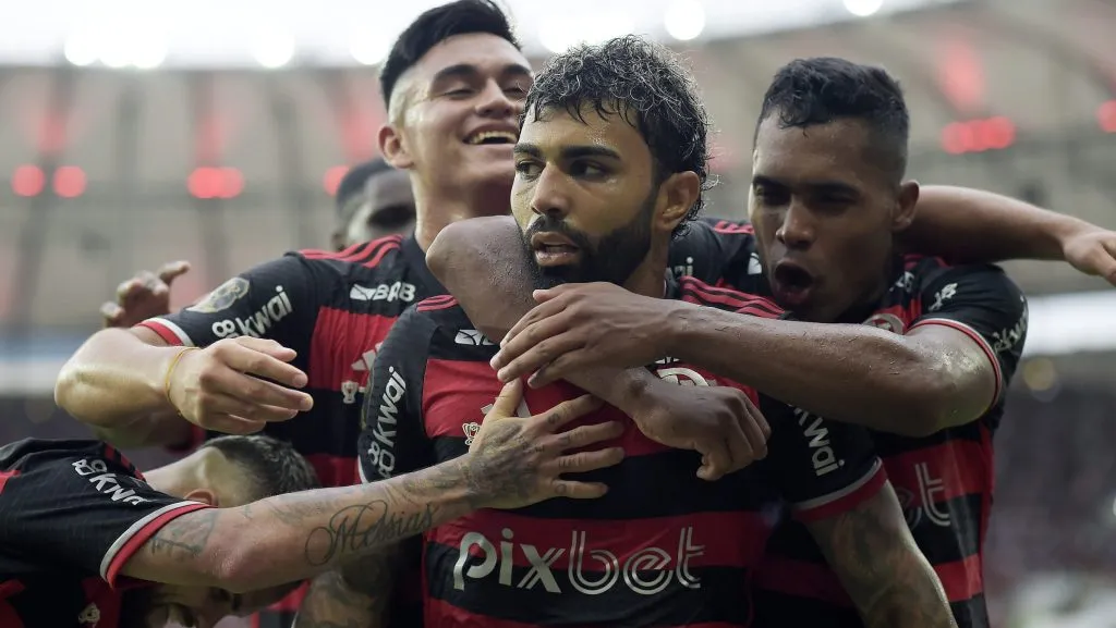 Gabigol comemorando. Foto: Alexandre Loureiro/AGIF