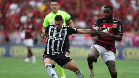 Paulinho e Gerson durante a final. Photo by Wagner Meier/Getty Images