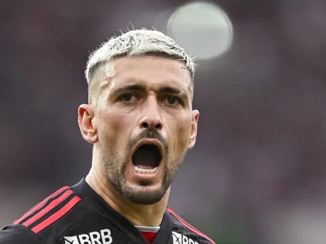 Arrascaeta desabafa e confirma problema no joelho