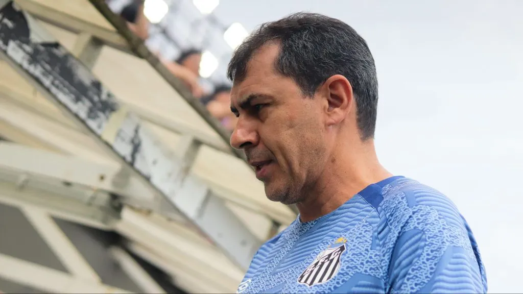Fábio Carille ainda vai conversar com o Santos sobre permanência. Foto: Reinaldo Campos/AGIF