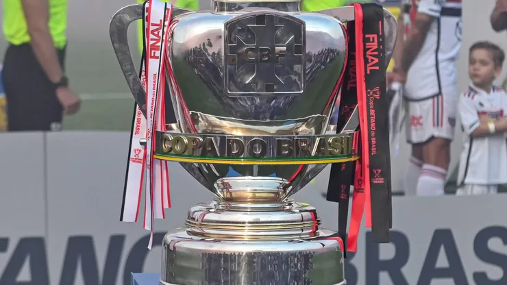 Troféu da Copa do Brasil: Foto: Gledston Tavares.