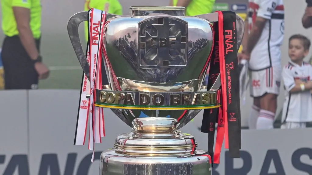 Troféu da Copa do Brasil. Foto: Gledston Tavares